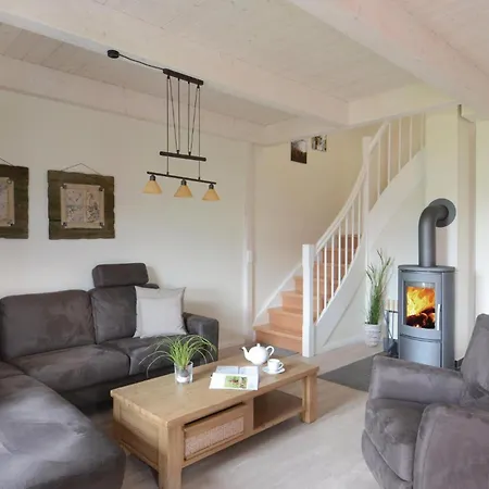 3 Bedroom Cozy In 다게불